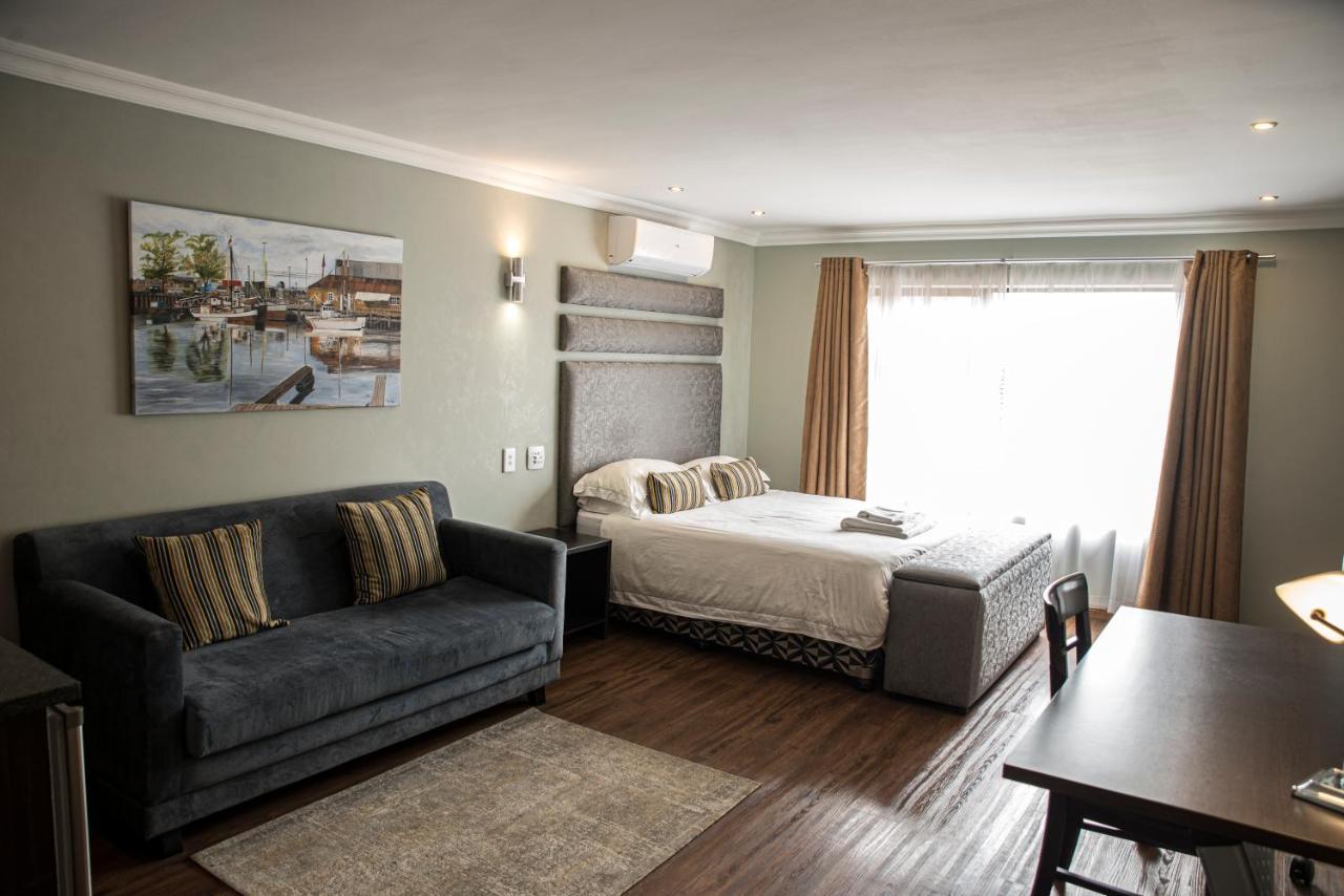 Ruth Avenue Guest House Edenvale Dış mekan fotoğraf