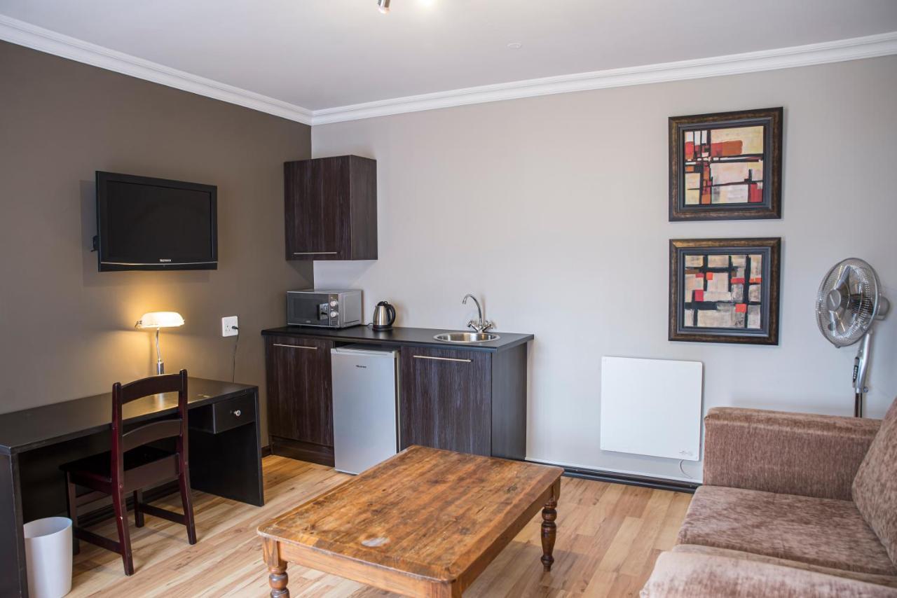 Ruth Avenue Guest House Edenvale Dış mekan fotoğraf