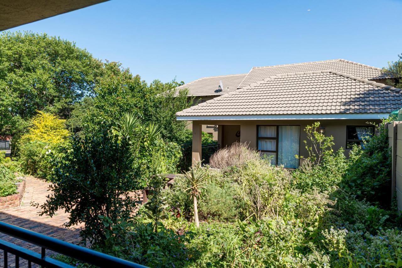 Ruth Avenue Guest House Edenvale Dış mekan fotoğraf